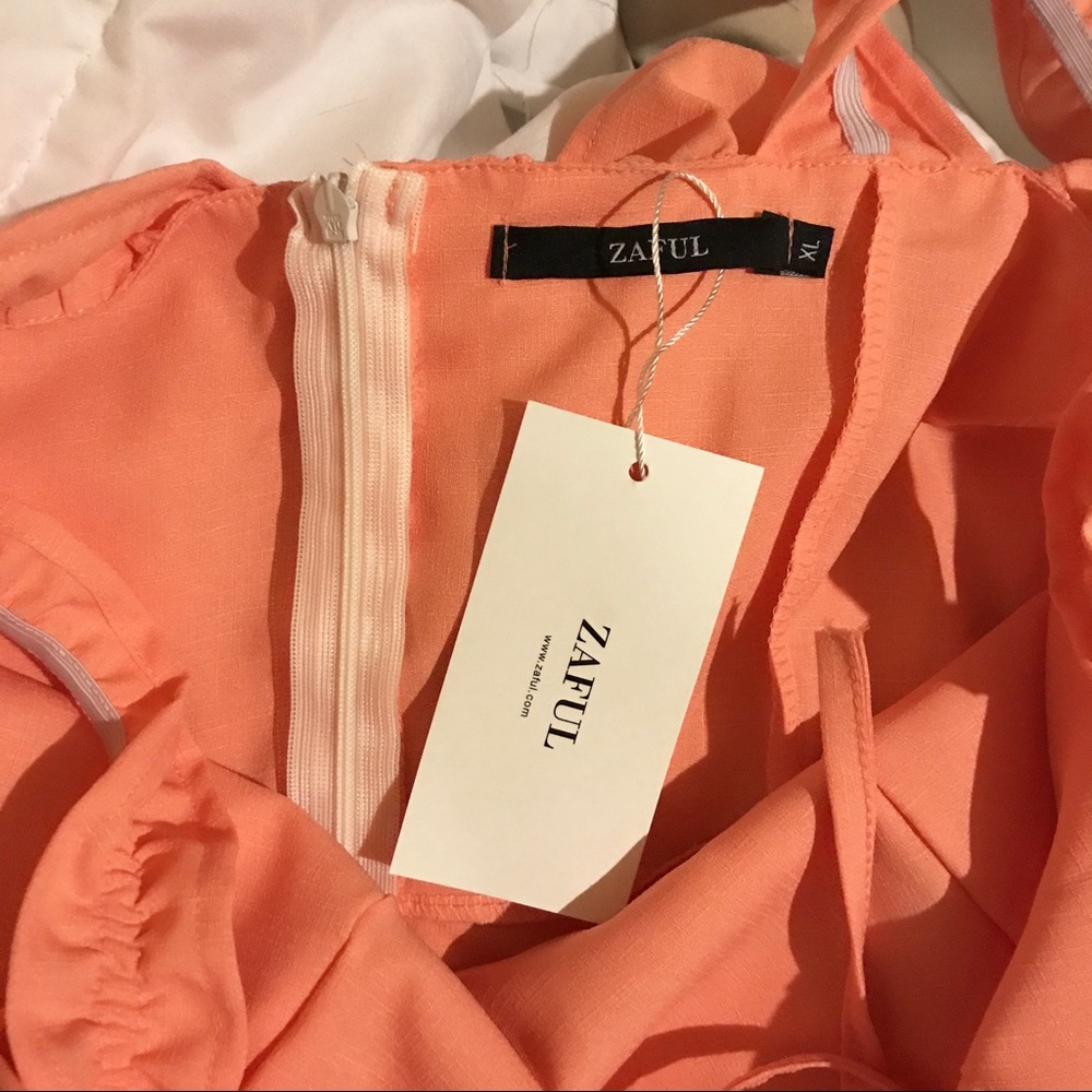 NWT Zaful Ruffle Mini Dress - Picture 6 of 6